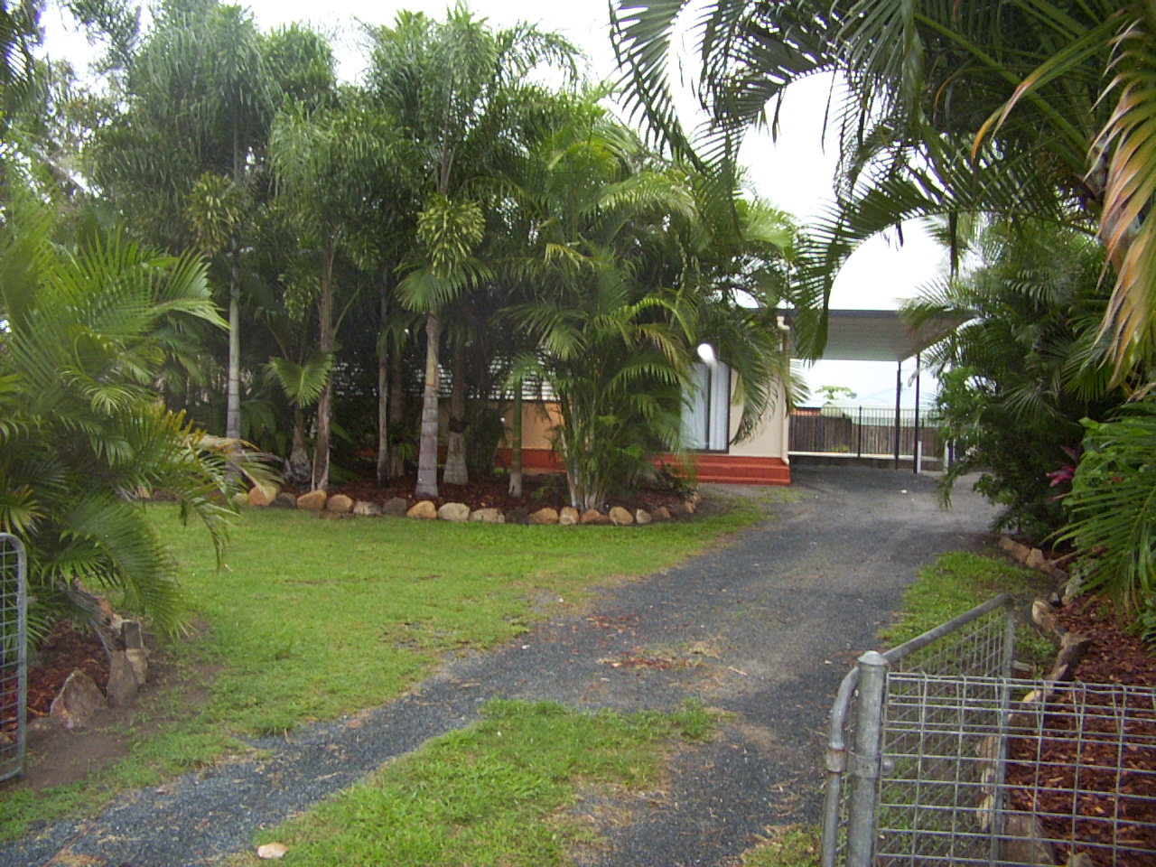 21 BEZZINA COURT, BUCASIA, 4750