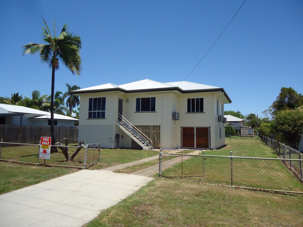 11 PAULETTE STREET, WEST MACKAY, 4740