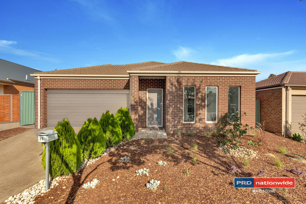 25 KINGLAKE DRIVE, MANOR LAKES, 3024