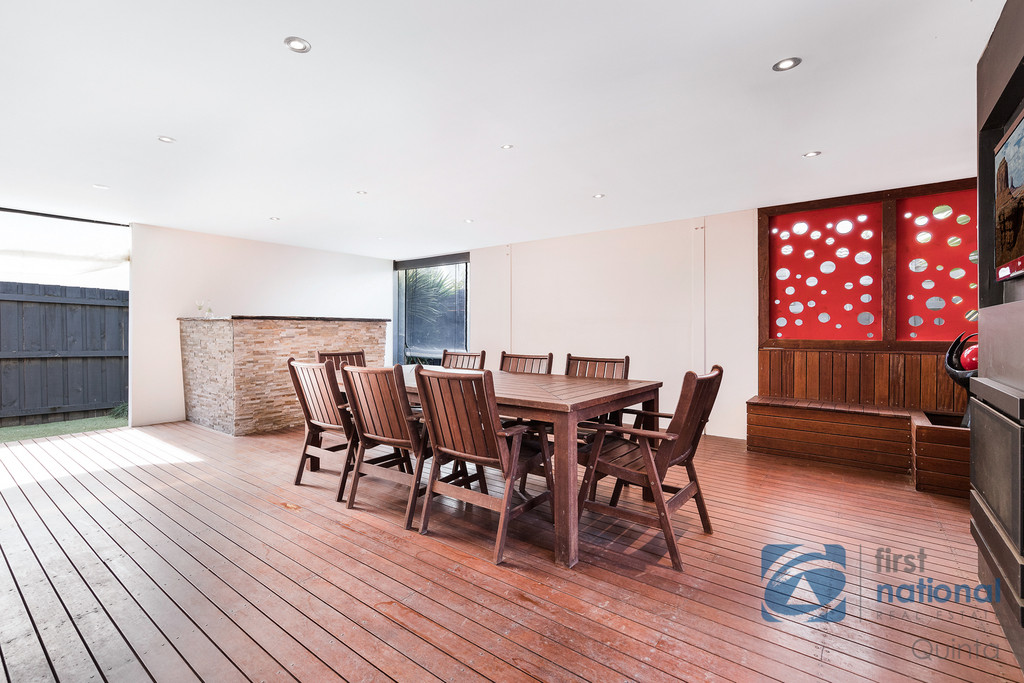 11 BREAKWATER DRIVE, DOREEN, 3754