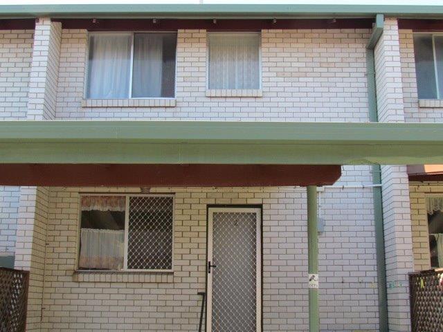 U2 8 EAST GORDON STREET, MACKAY, 4740