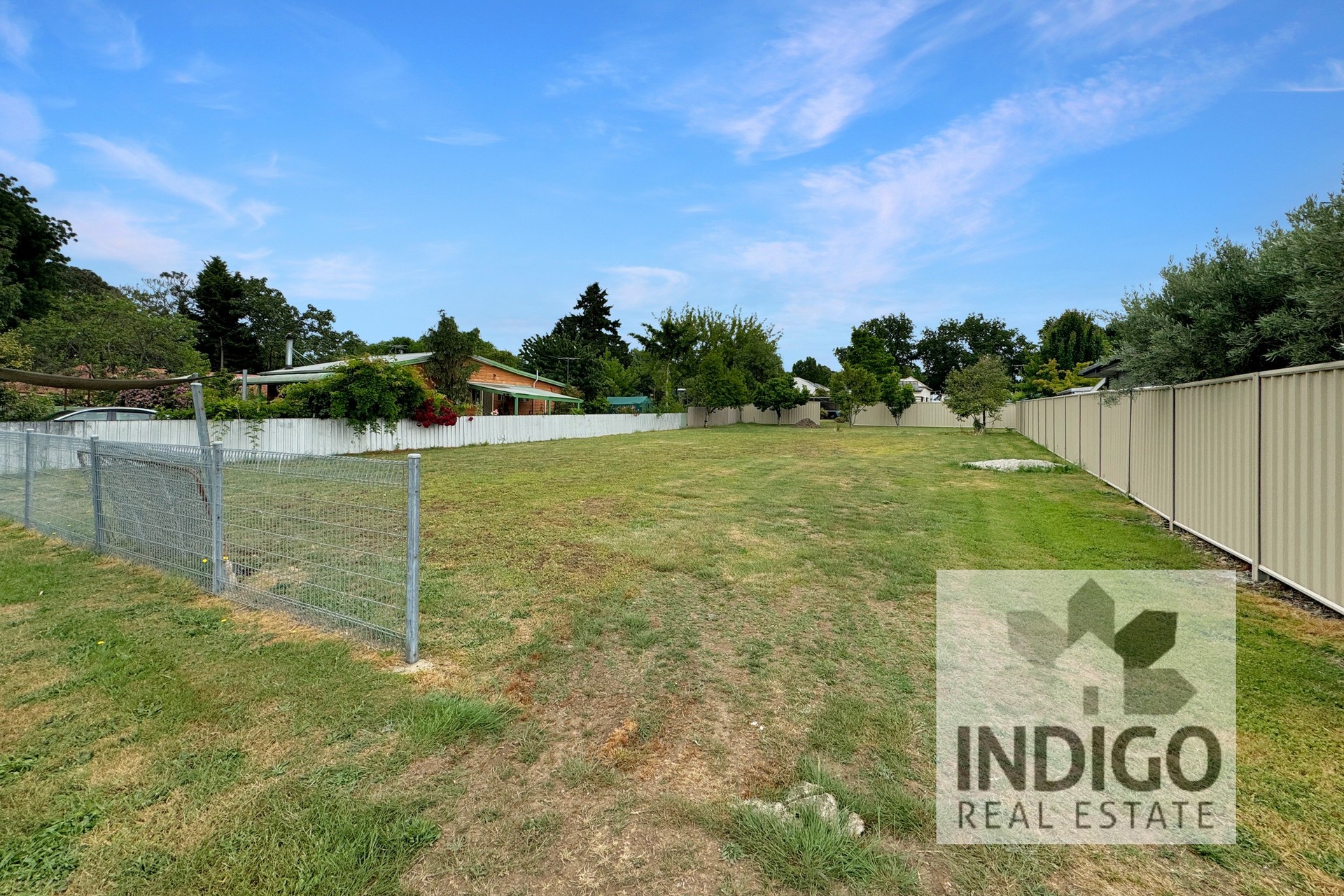 36 BARKLY STREET, BEECHWORTH, 3747