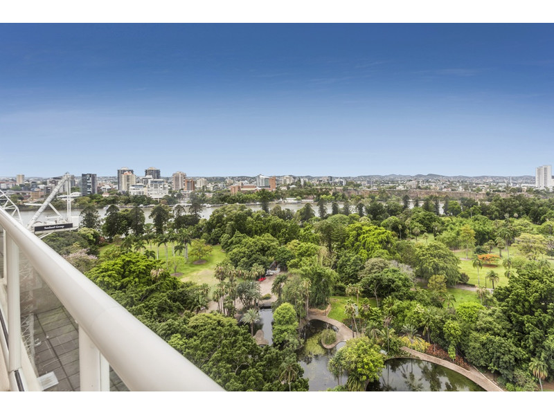 132 ALICE STREET, BRISBANE CITY, 4000