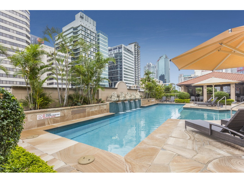 132 ALICE STREET, BRISBANE CITY, 4000