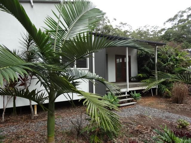 34  CHANNEL STREET, RUSSELL ISLAND, 4184