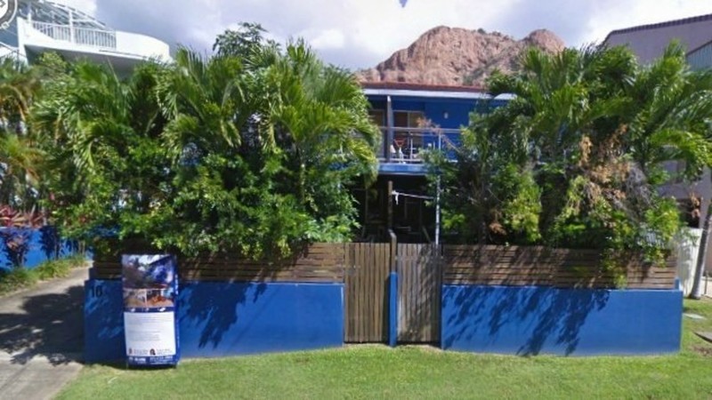 10 PAXTON STREET, NORTH WARD, 4810