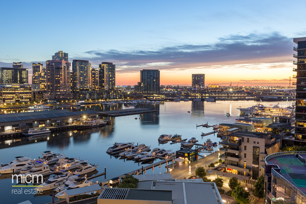 1207/2 NEWQUAY PROMENADE, DOCKLANDS, 3008