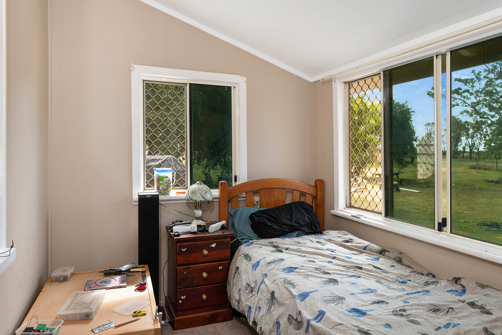 383 THREE CHAIN ROAD, CALAVOS, 4670