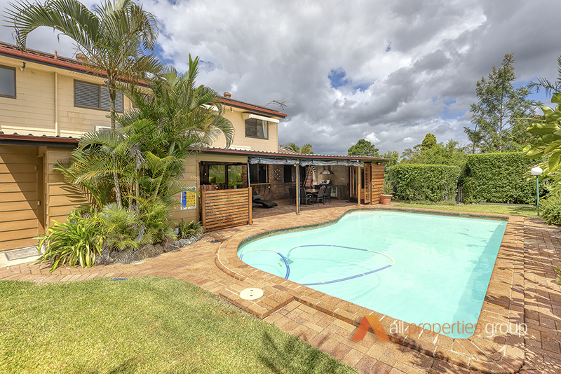 82 KILMOREY STREET, CARINDALE, 4152