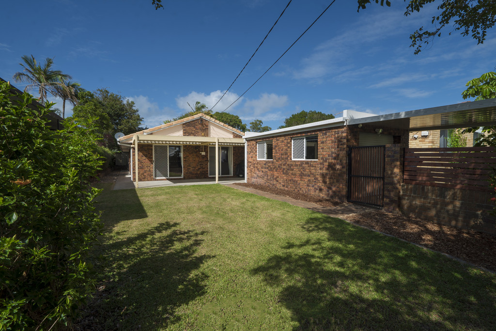 19 PLUME STREET, REDCLIFFE, 4020