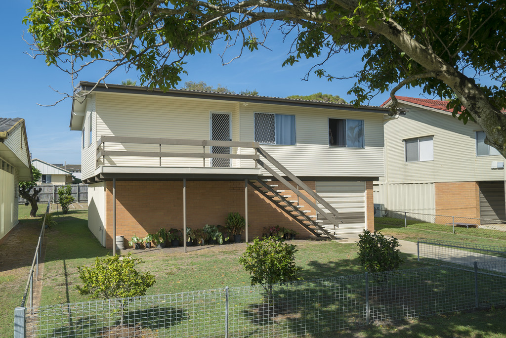 10 GLENLOC STREET, REDCLIFFE, 4020
