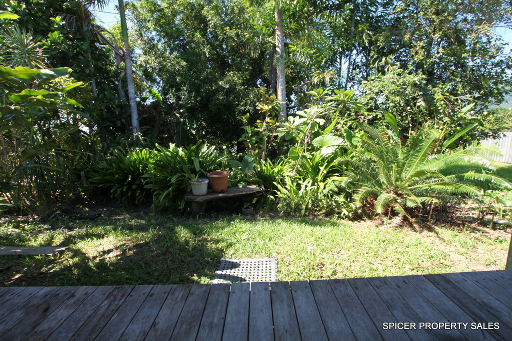 205 CROSSAN ROAD, MIDGENOO, 4854