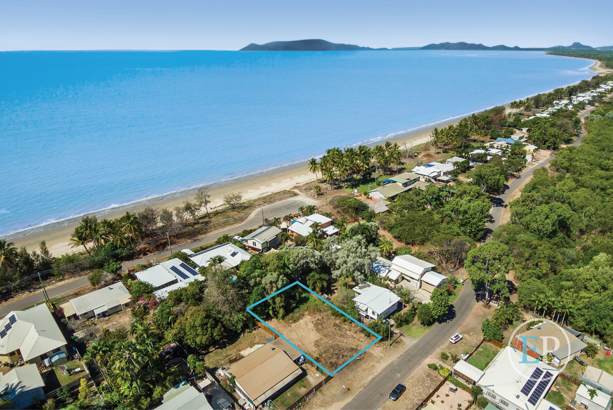 11 CAY STREET, SAUNDERS BEACH, 4818