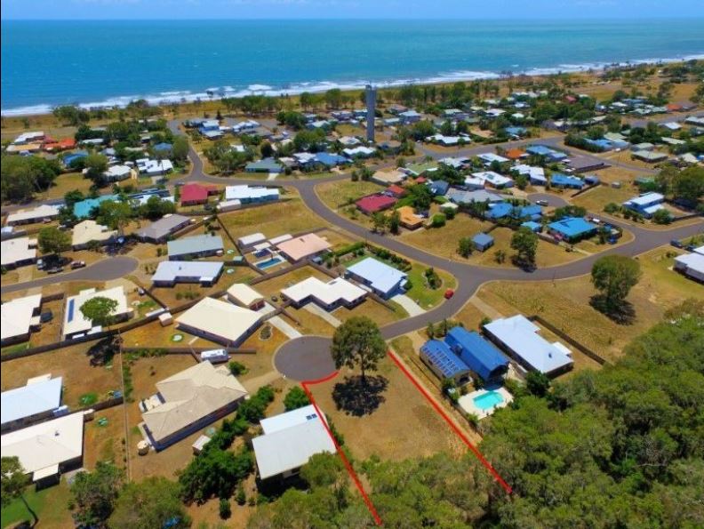 5 TULIP COURT, MOORE PARK BEACH, 4670