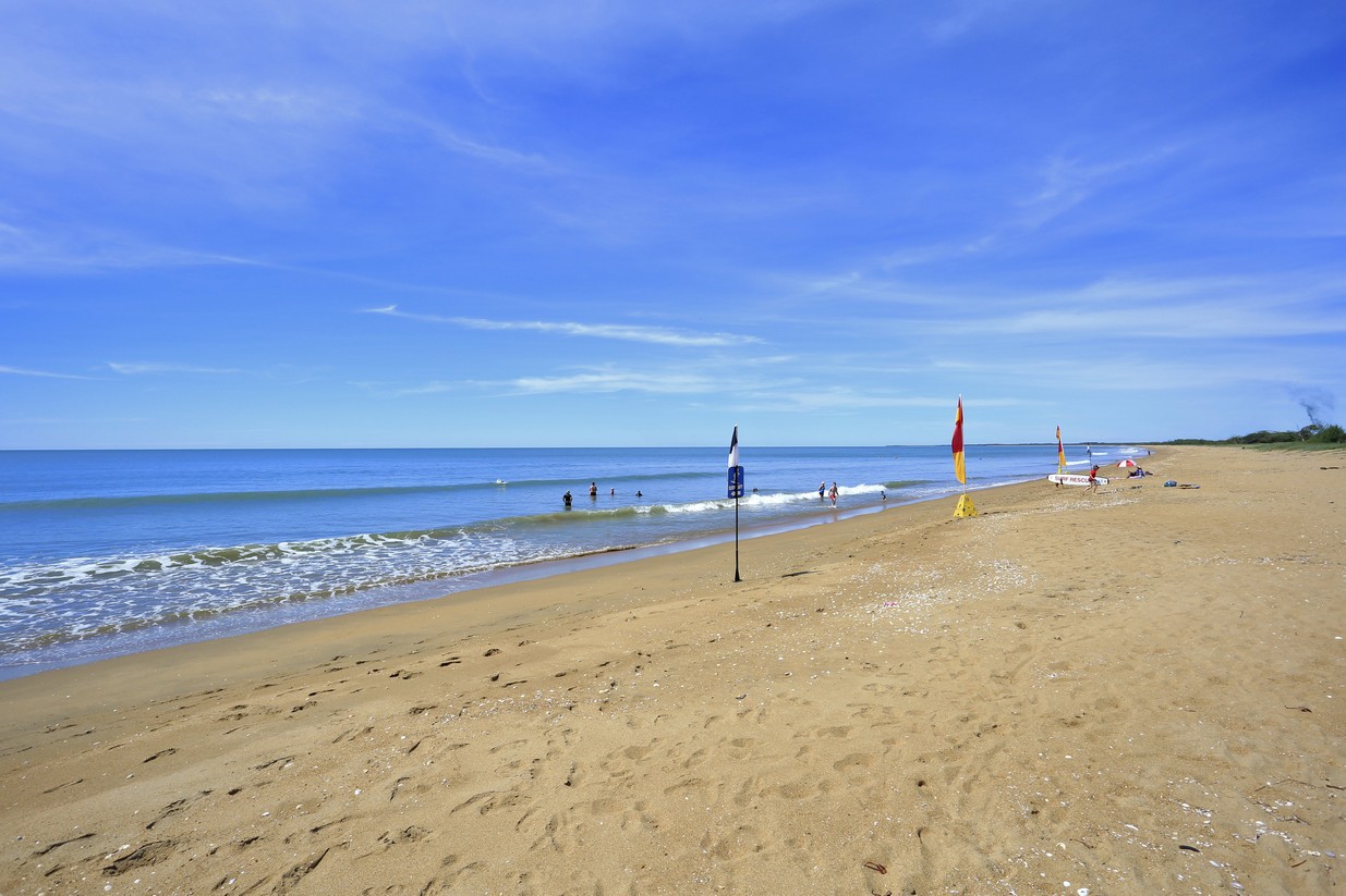 3 EGRET LANE, MOORE PARK BEACH, 4670