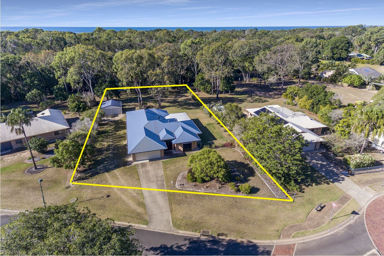 19 EGRET LANE, MOORE PARK BEACH, 4670