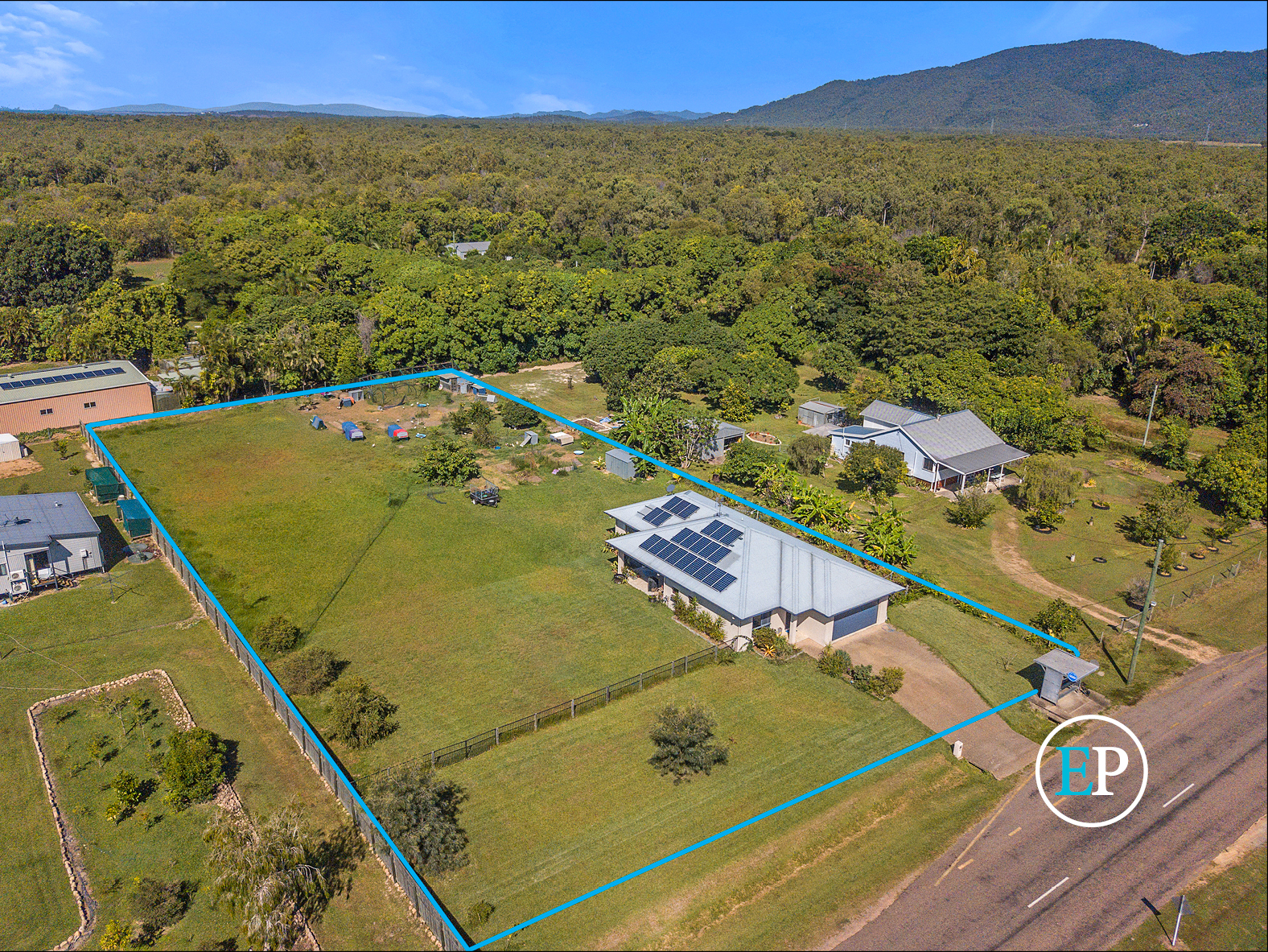 155 BALGAL BEACH ROAD, BALGAL BEACH, 4816