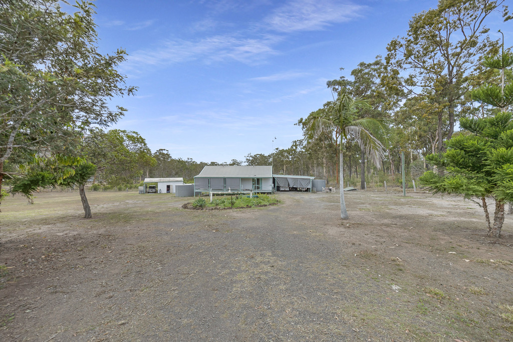 32 BILLABONG WAY, BUCCA, 4670