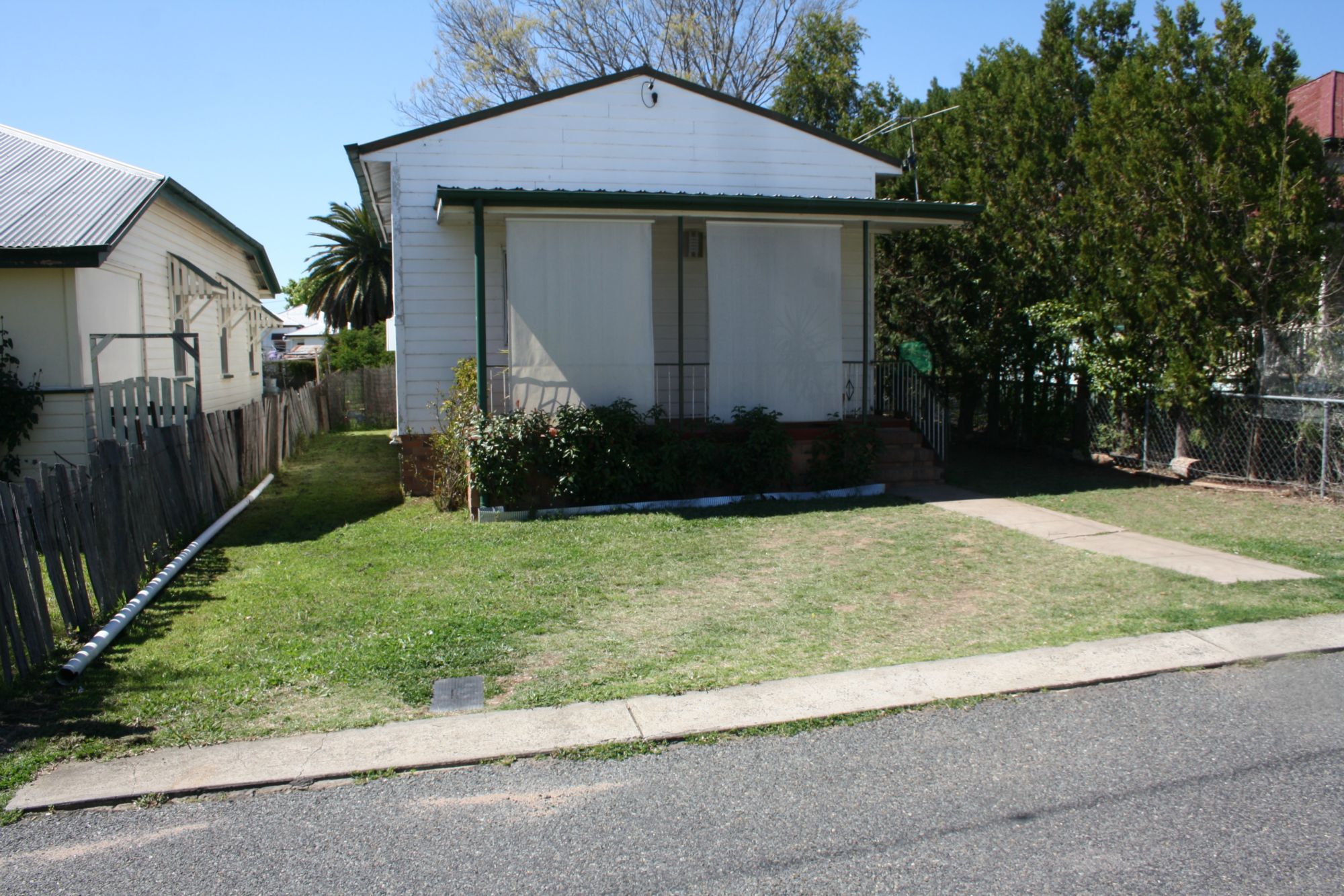 40B MYALL AVENUE, WARWICK, 4370