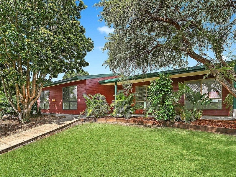 4 RAMIN STREET, CRESTMEAD, 4132