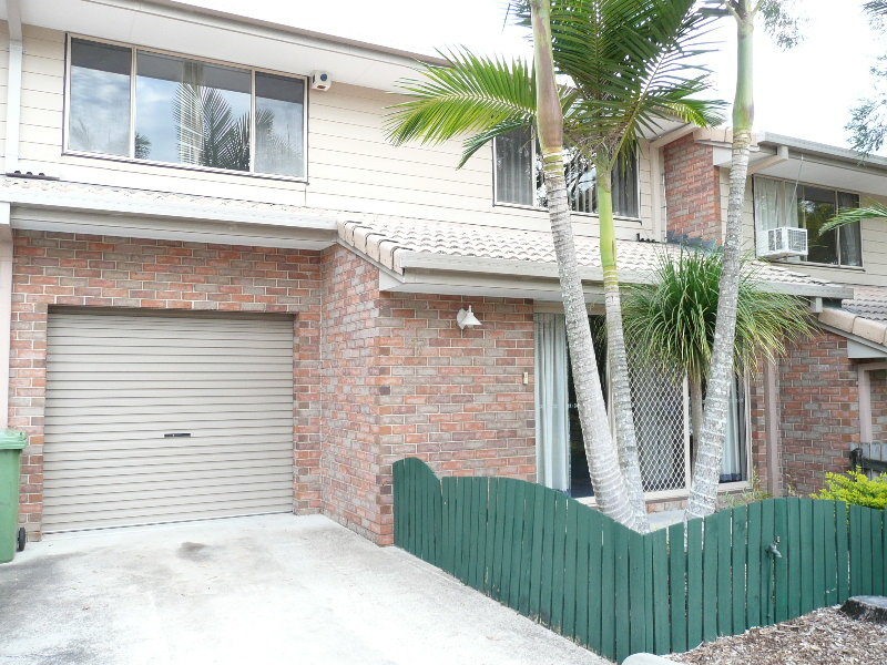 880 ROCHEDALE ROAD, ROCHEDALE SOUTH, 4123