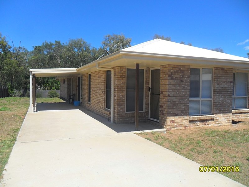 19 REGENCY ROAD, MOORE PARK BEACH, 4670