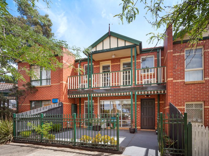 4 MAYFAIR , MONT ALBERT NORTH, 3129