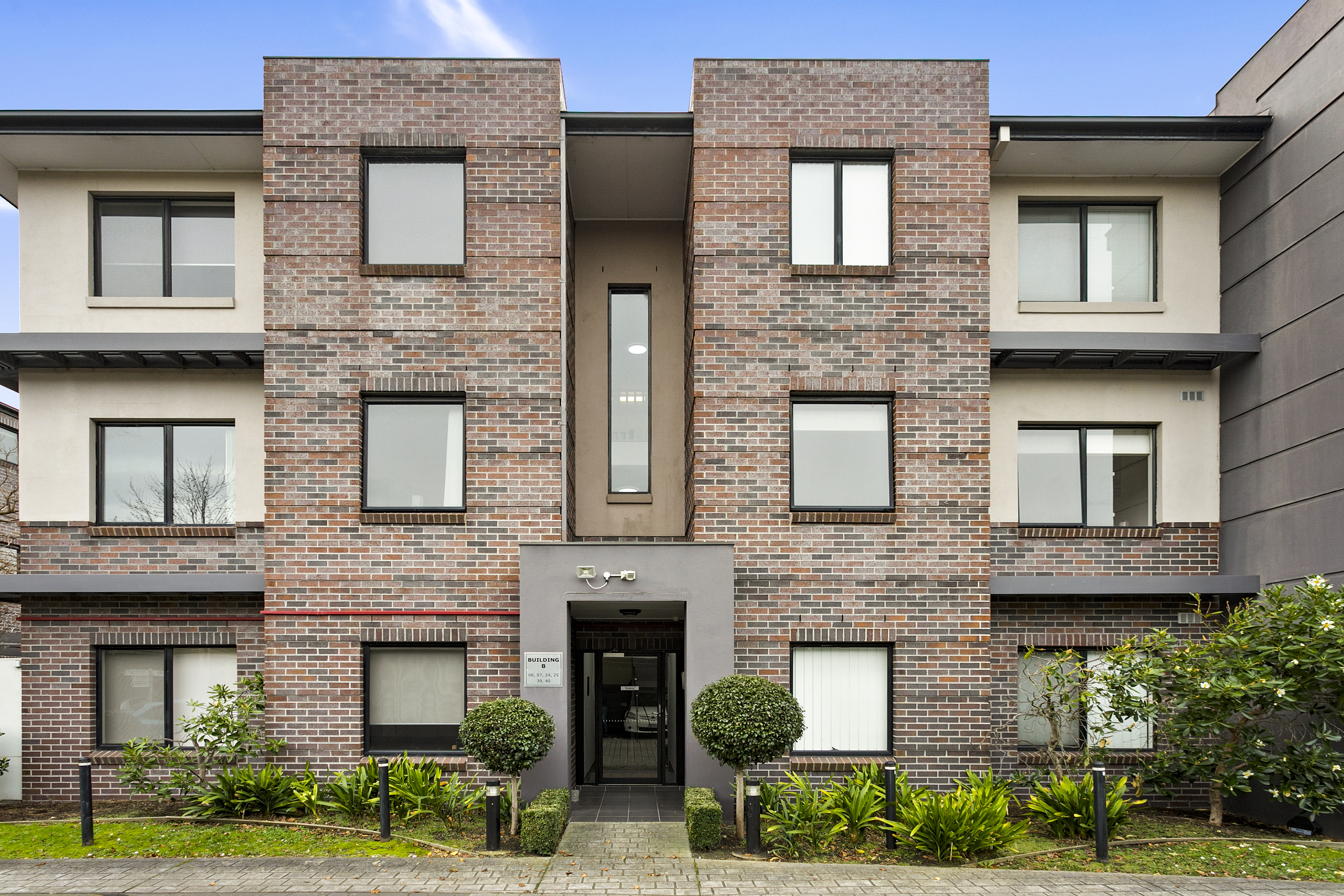 25/78 MANNINGHAM ROAD, BULLEEN, 3105