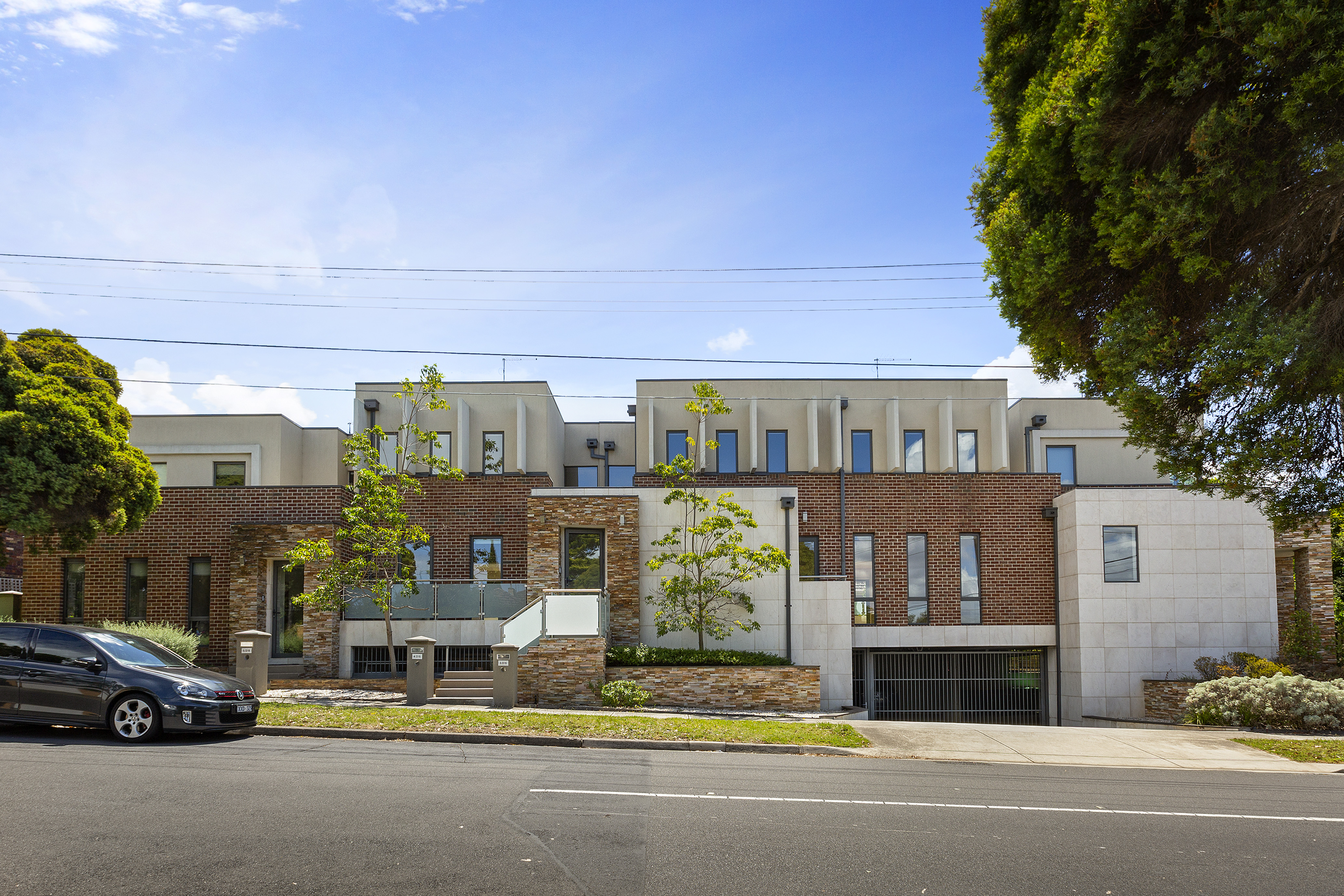 4/215 HIGH STREET, TEMPLESTOWE LOWER, 3107