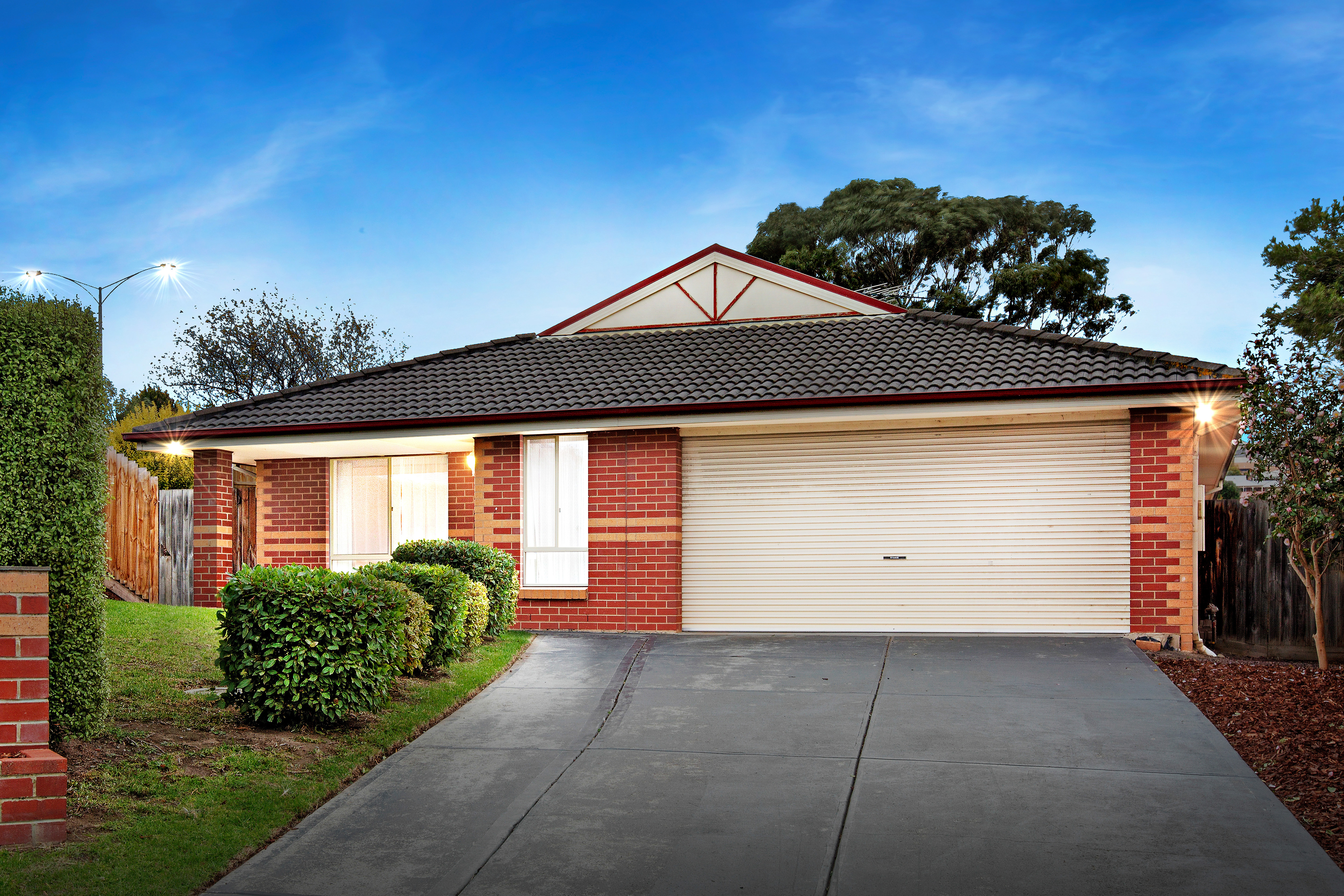 1 ALLAN CLOSE, PAKENHAM, 3810