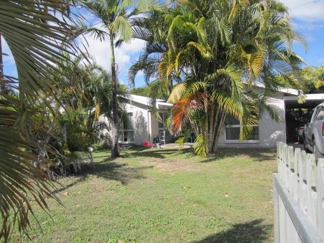 96 MARINA DRIVE, BUSHLAND BEACH, 4818