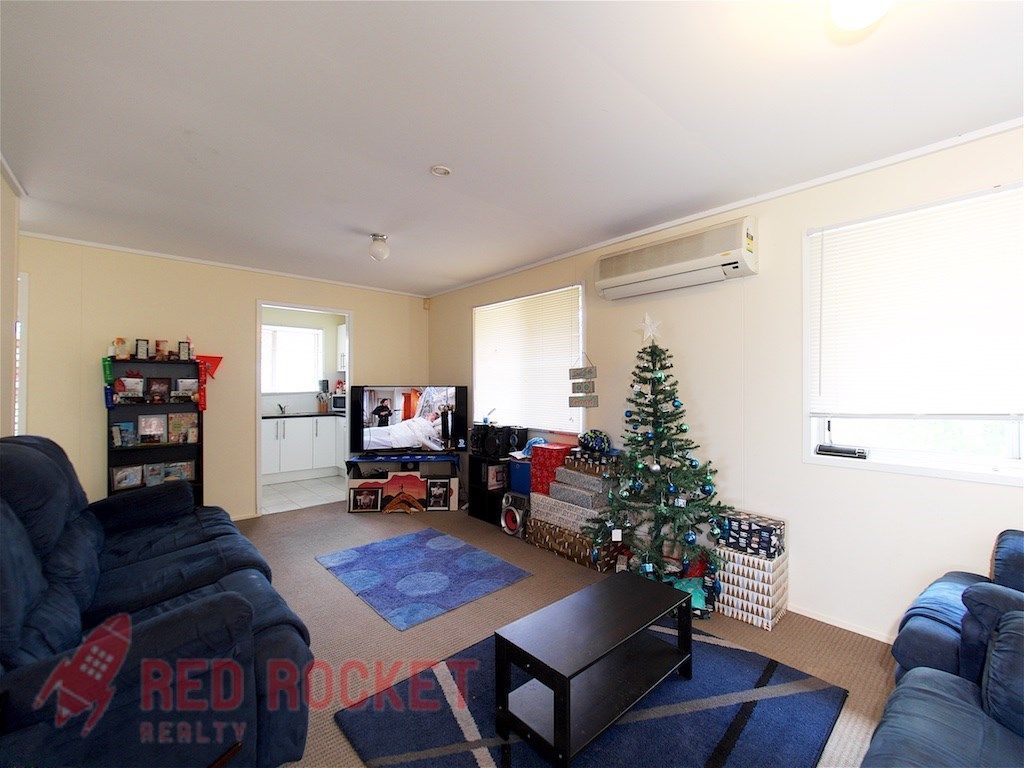 1 GLOXINIA STREET, KINGSTON, 4114