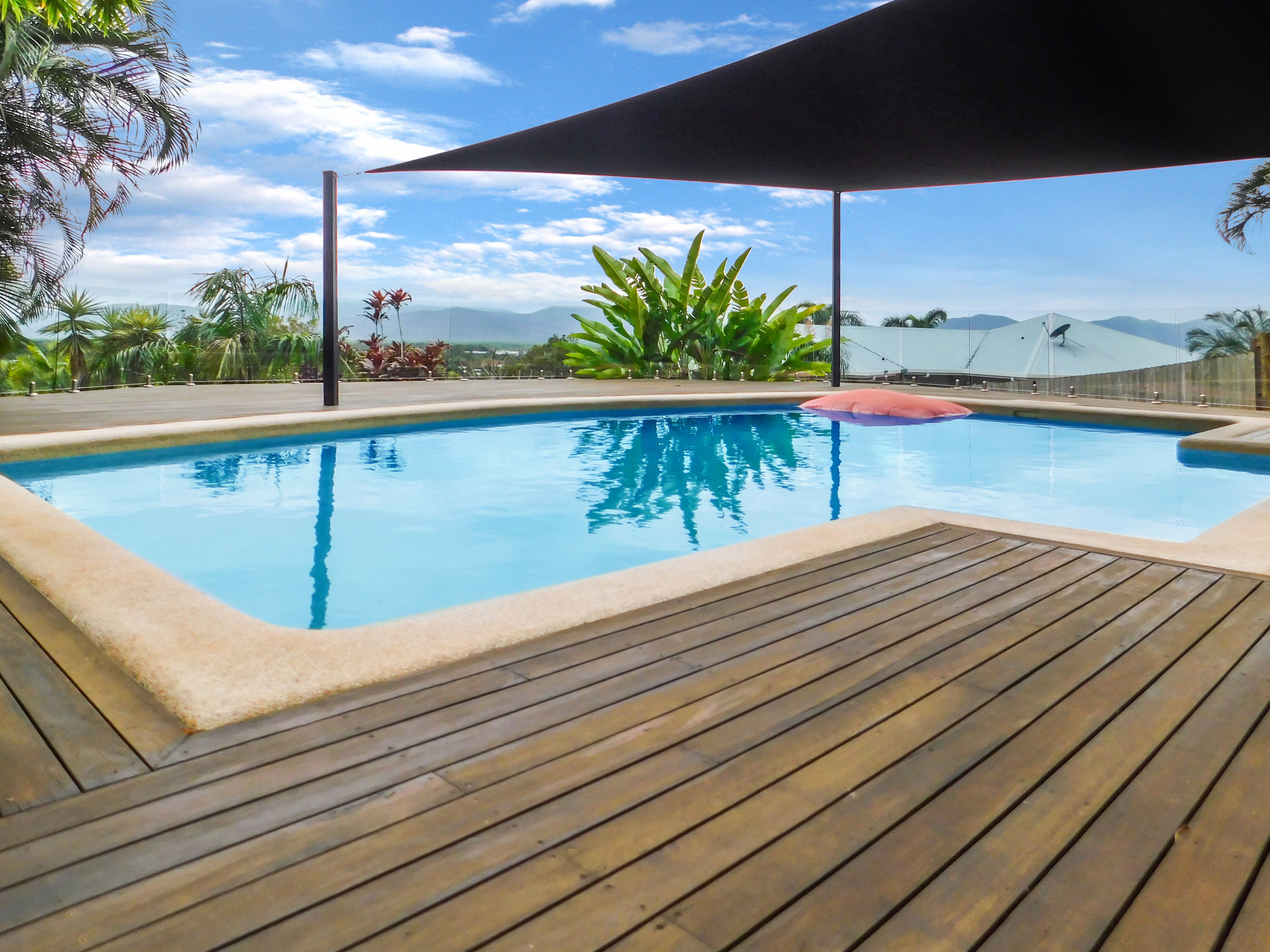 17 GUTHRIE CLOSE, BENTLEY PARK, 4869