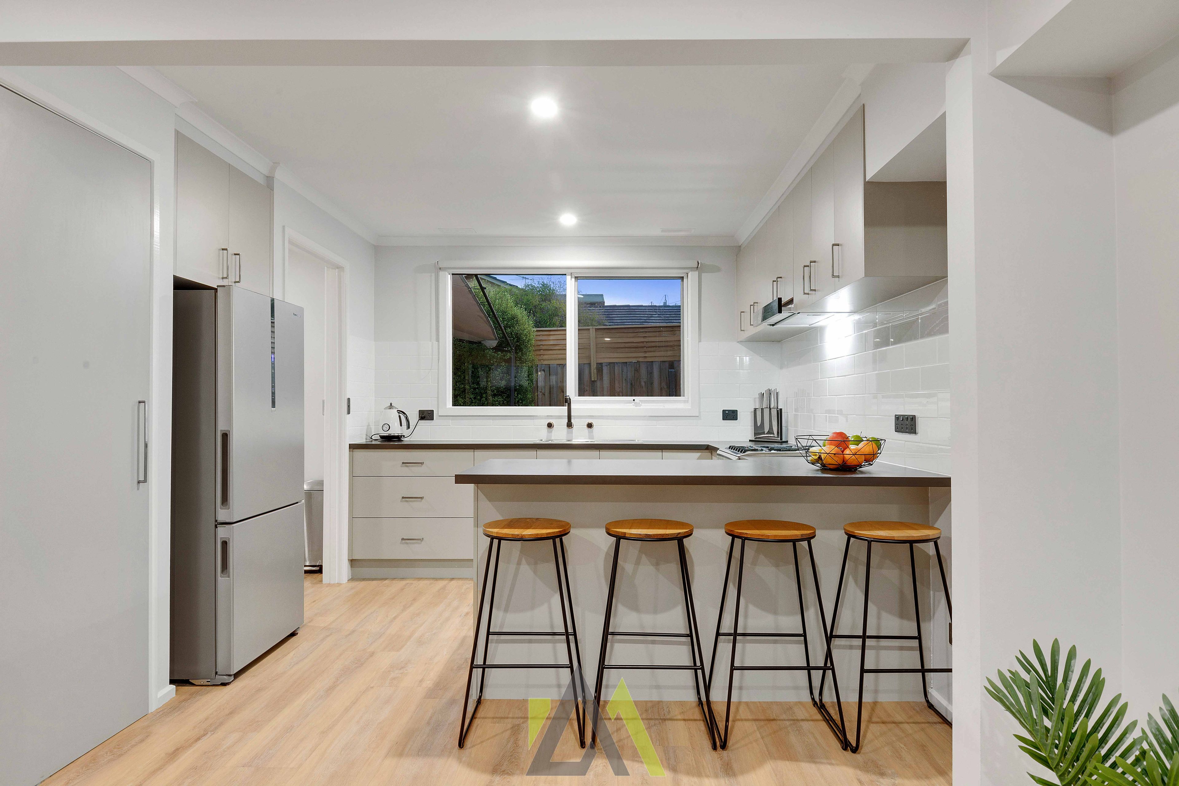 2/295 NEPEAN HIGHWAY, SEAFORD, 3198