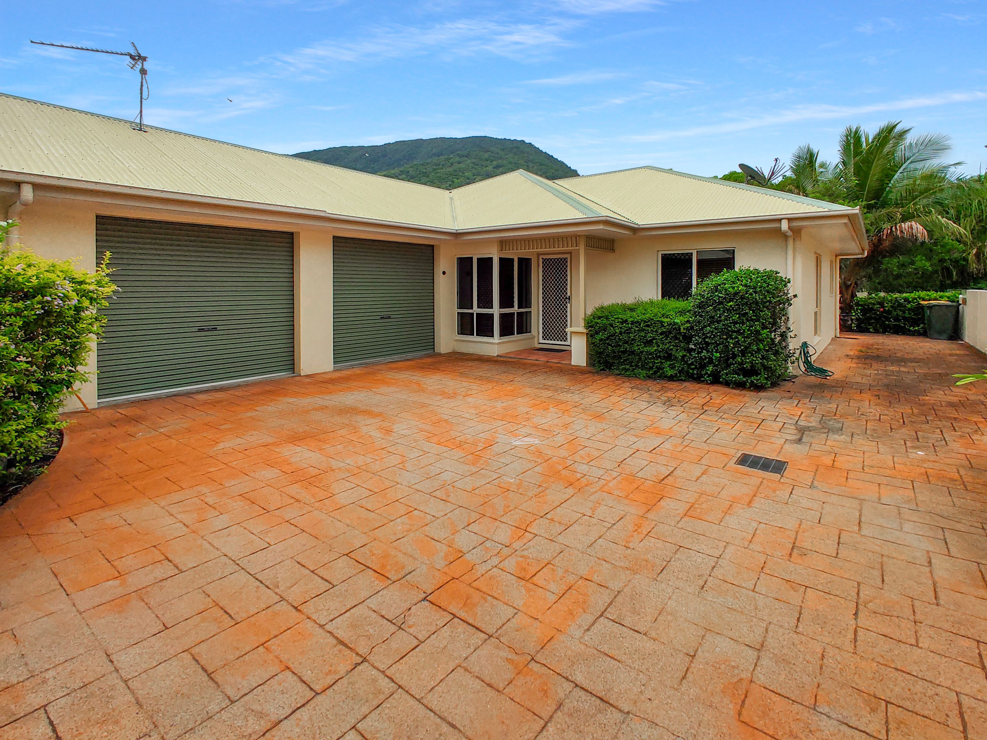 60 CEDAR ROAD, PALM COVE, 4879