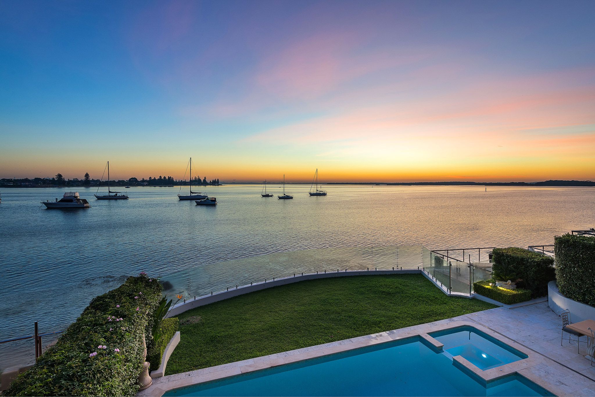 8 WOODLANDS ROAD, TAREN POINT, 2229