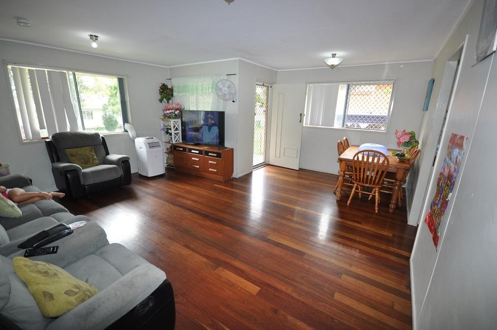 9 OPAL STREET, SLACKS CREEK, 4127