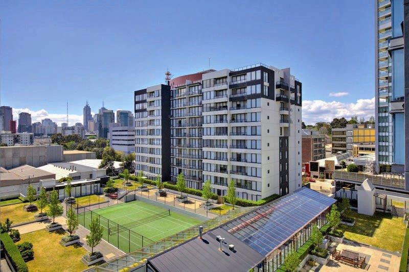 REF 23656/28 BANK STREET, SOUTH MELBOURNE, 3205