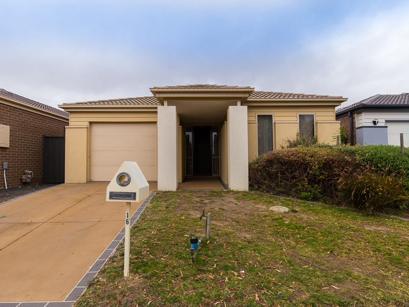 16 MEAKIN WAY, DEER PARK, 3023