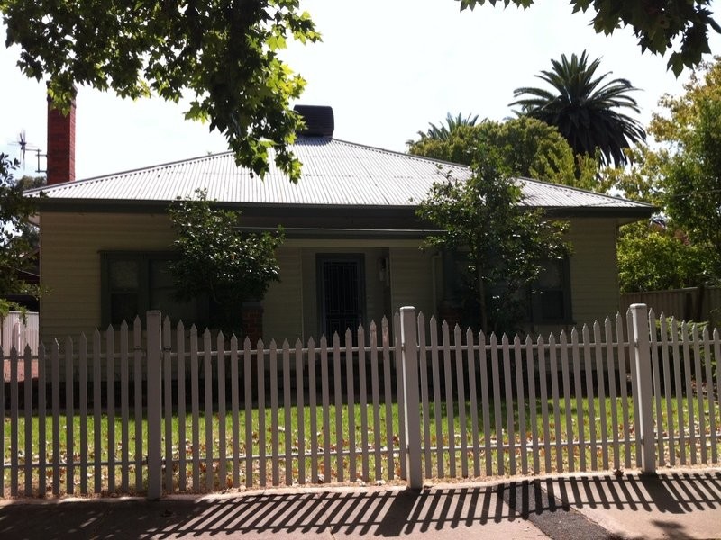 76 CORIO STREET, SHEPPARTON, 3630