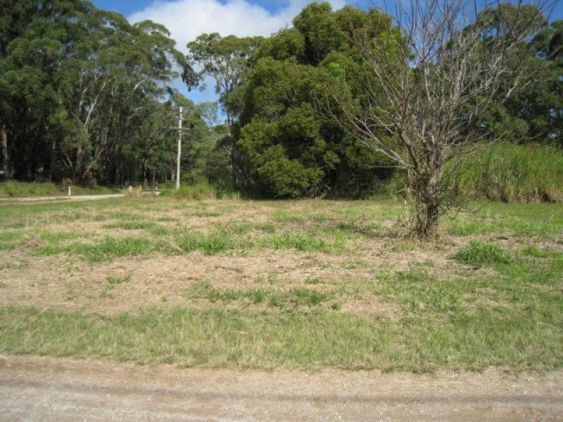 52 LAUREL STREET, RUSSELL ISLAND, 4184