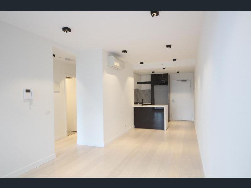  106/101 TRAM ROAD, DONCASTER, 3108