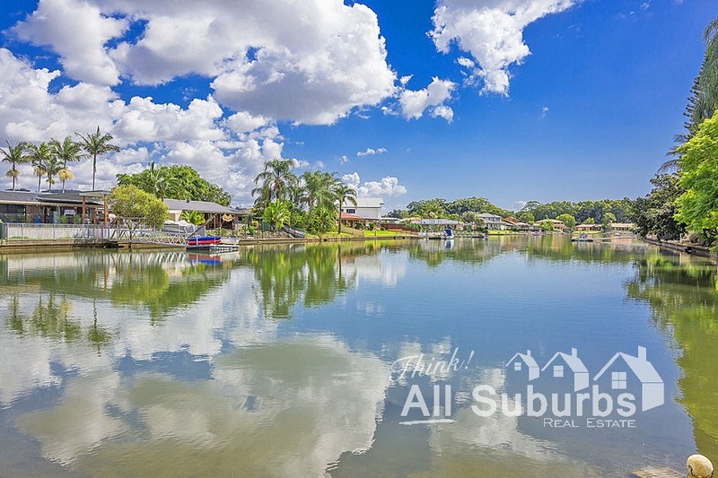 15 MAINSAIL STREET, CURRUMBIN WATERS, 4223