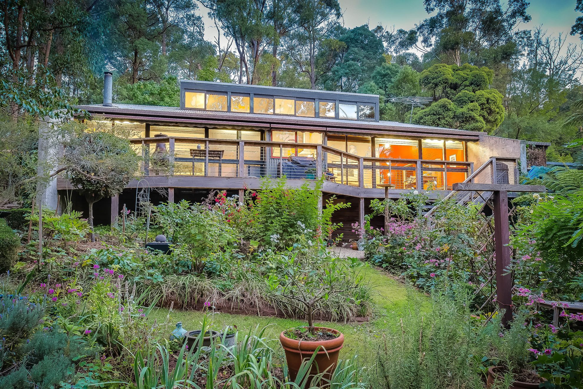 1 WILKILLA ROAD, MOUNT EVELYN, 3796