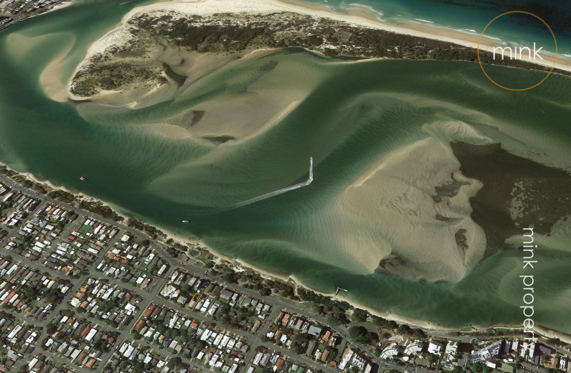 27 TAYLOR AVENUE, GOLDEN BEACH, 4551 27 TAYLOR AVENUE, GOLDEN BEACH, 4551