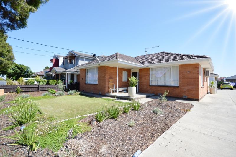 32 MAILEY STREET, SUNSHINE WEST, 3020