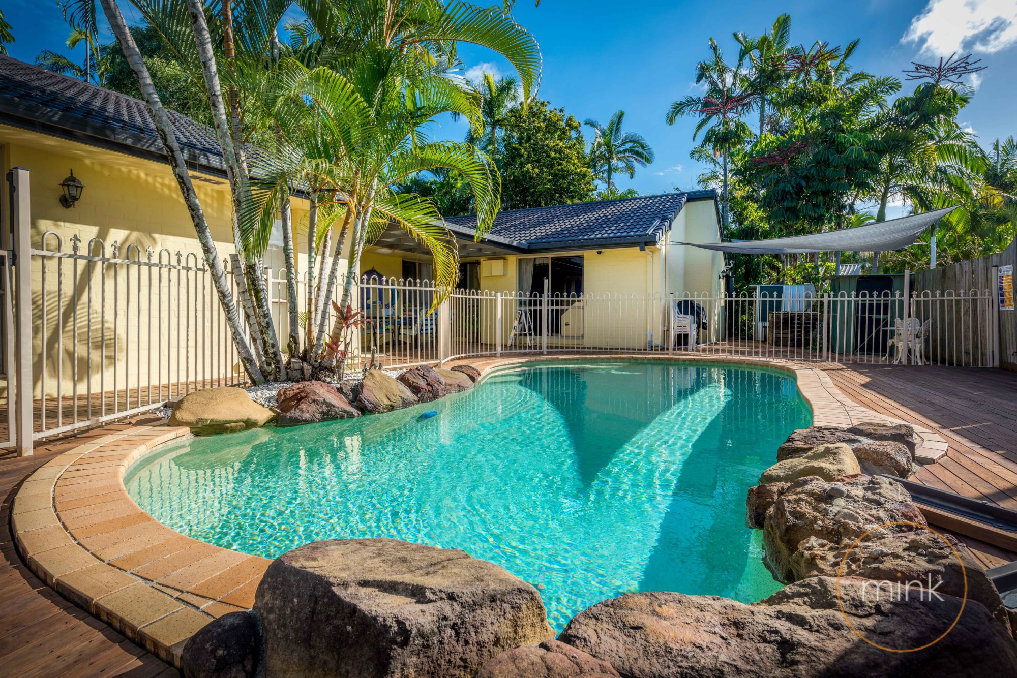 4 HENNING COURT, BUDERIM, 4556