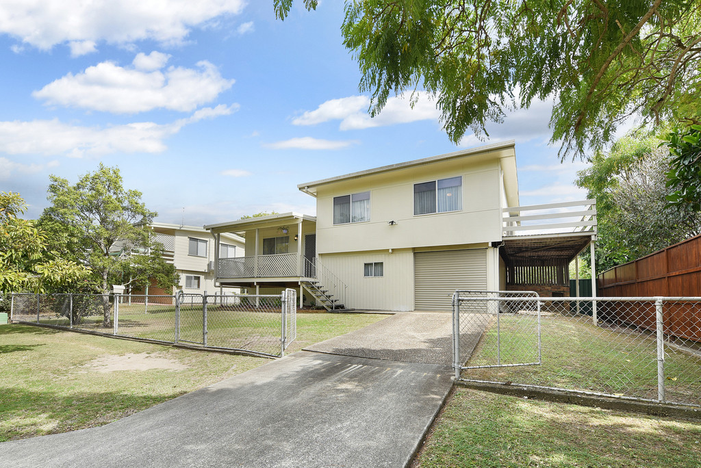 11 BUSHLAND STREET, BOONDALL, 4034