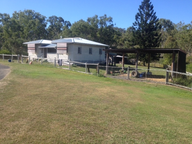 3 RUSSELL STREET, MOUNT PERRY, 4671