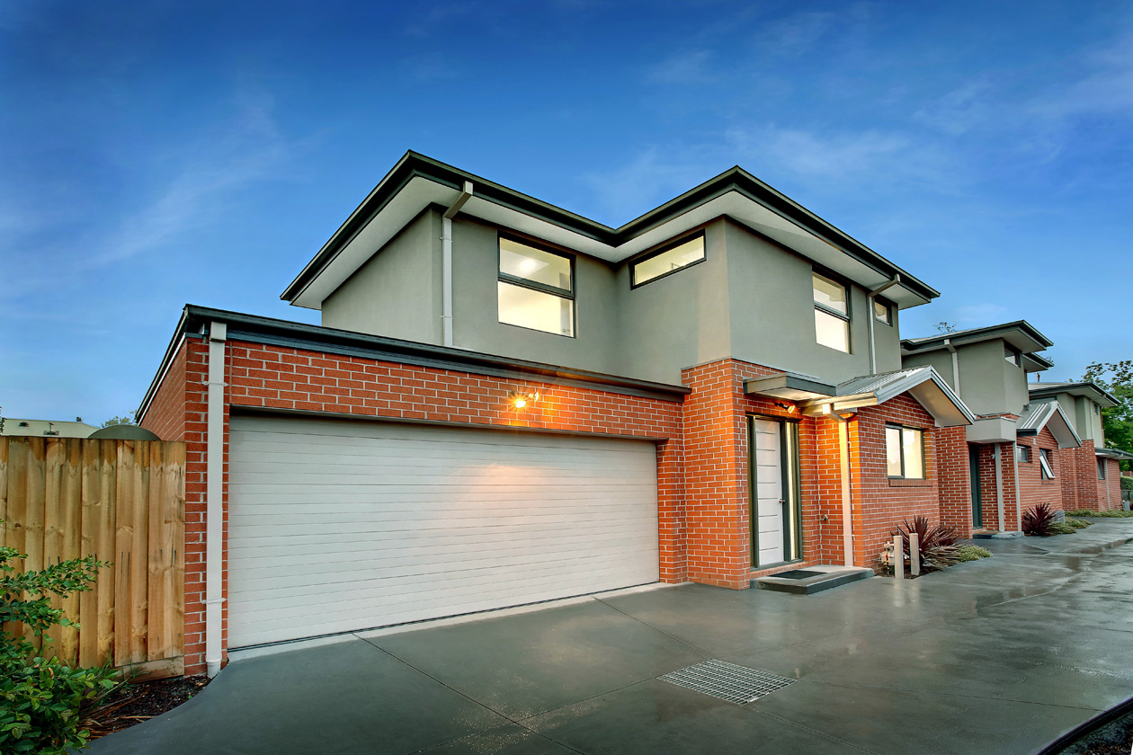 2 LAVENDER STREET, RINGWOOD, 3134